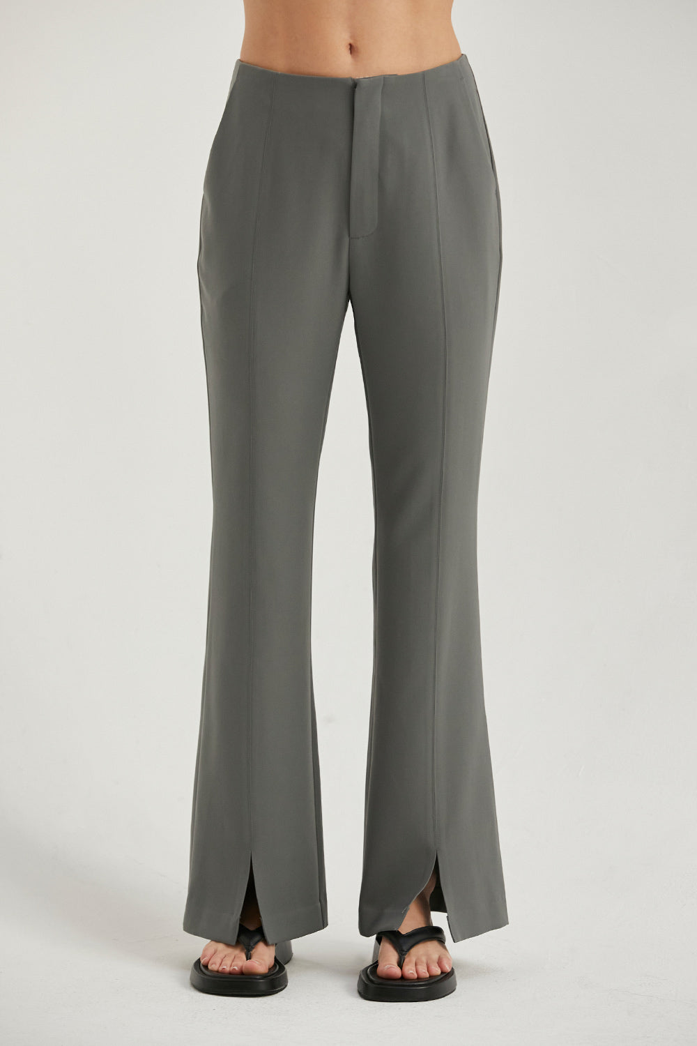 Chic Women's Pants | Free Shipping on $75+ | Crescent