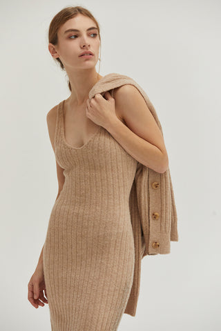Beige ribbed knitted dress